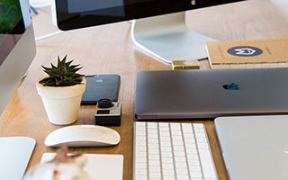 九游体育app-WE/RNG.M第1局语音回放：跟我跟我，露娜露娜